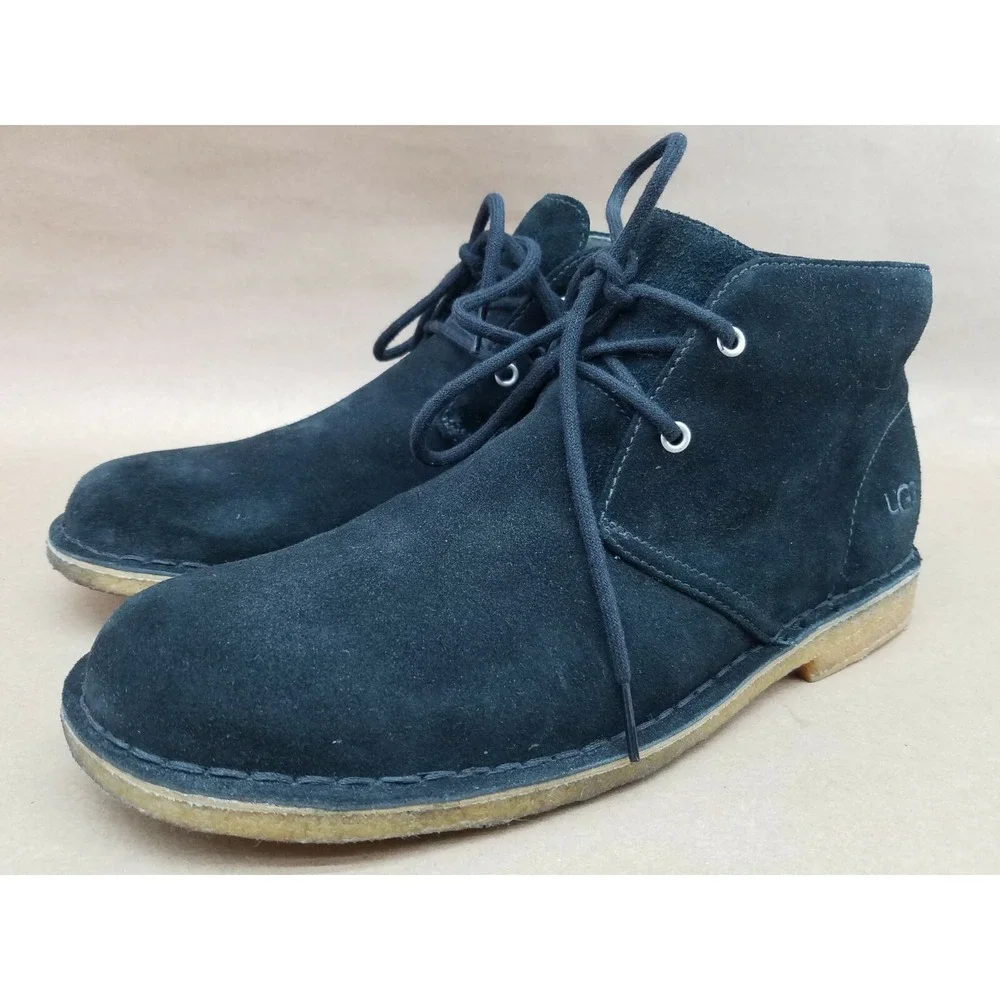 UGG (Sz 10.5) Australia 3271 Leighton Suede Chukka Black Leather Ankle BOOTS Men